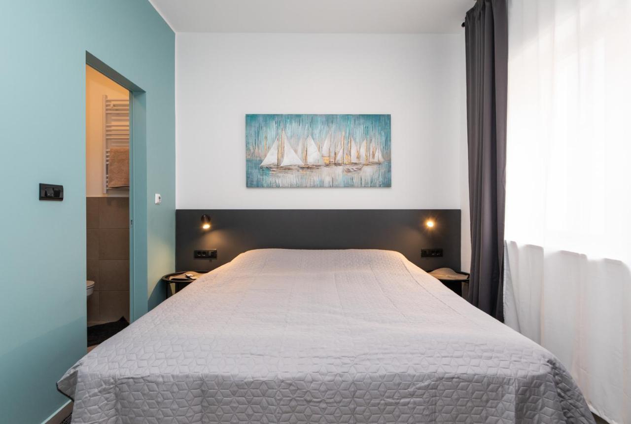 Apartment Sanja Postira